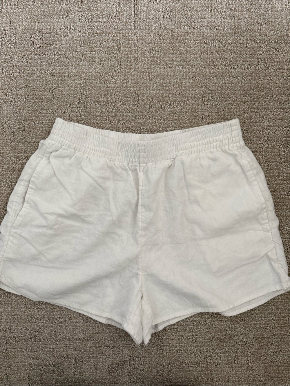Aritzia Sail Linen Shorts